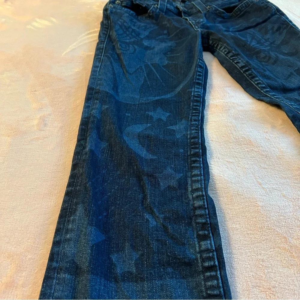 True Religion Geno blue jeans with celestial design size 30 casual streetwear